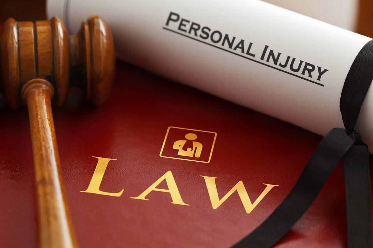 Injury Law hammer